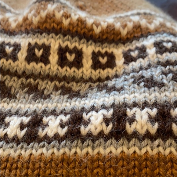 Classic Alpaca beanie with ear flaps - Picture 6 of 6